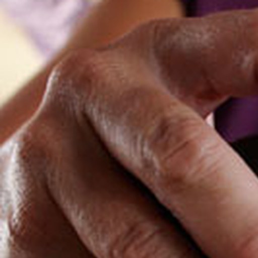 Massage à l’Huile Chaude – Douceur & Détente Absolue